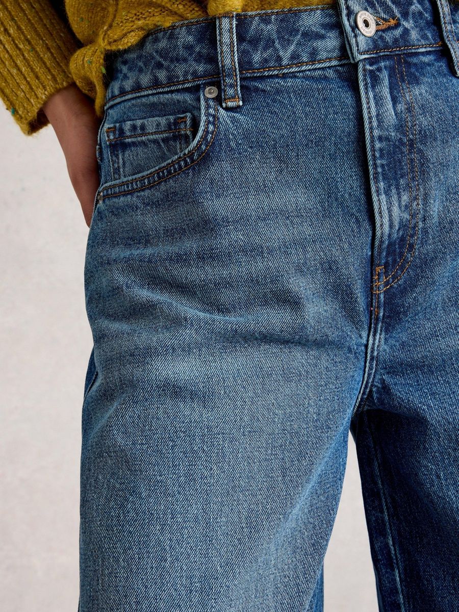 Barrel-Fit Jeans mit hohem Bund