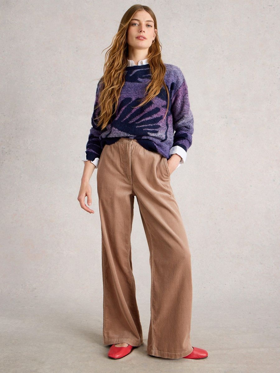 Cordhose mit weitem Bein