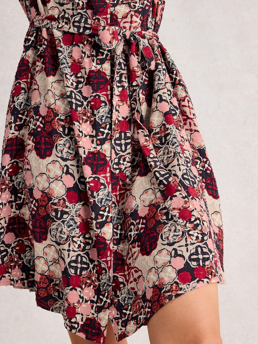 Mini-Kleid mit Blumendruck und Bindegürtel