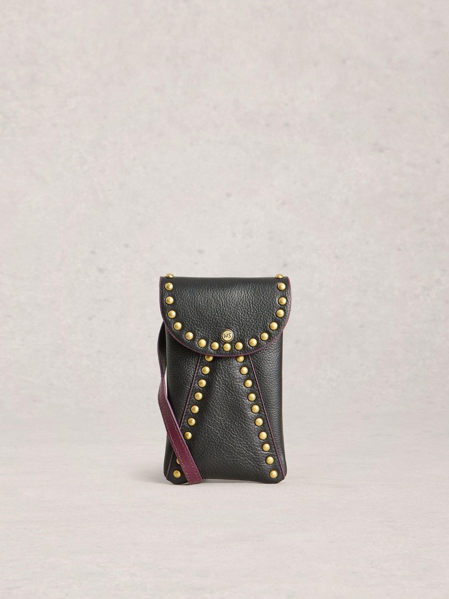 Handytasche aus Leder mit Nieten