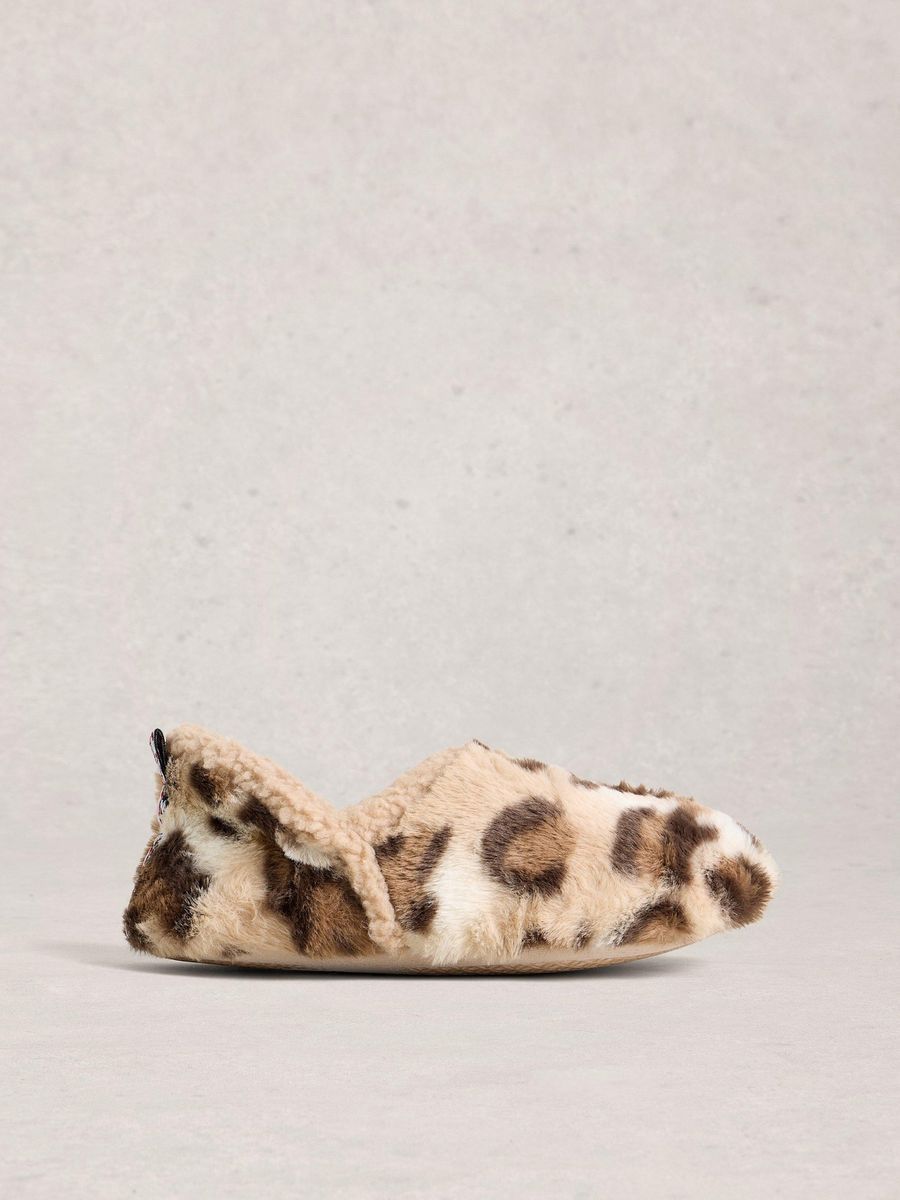 Bequeme Hausschuhe mit Leopardenmuster