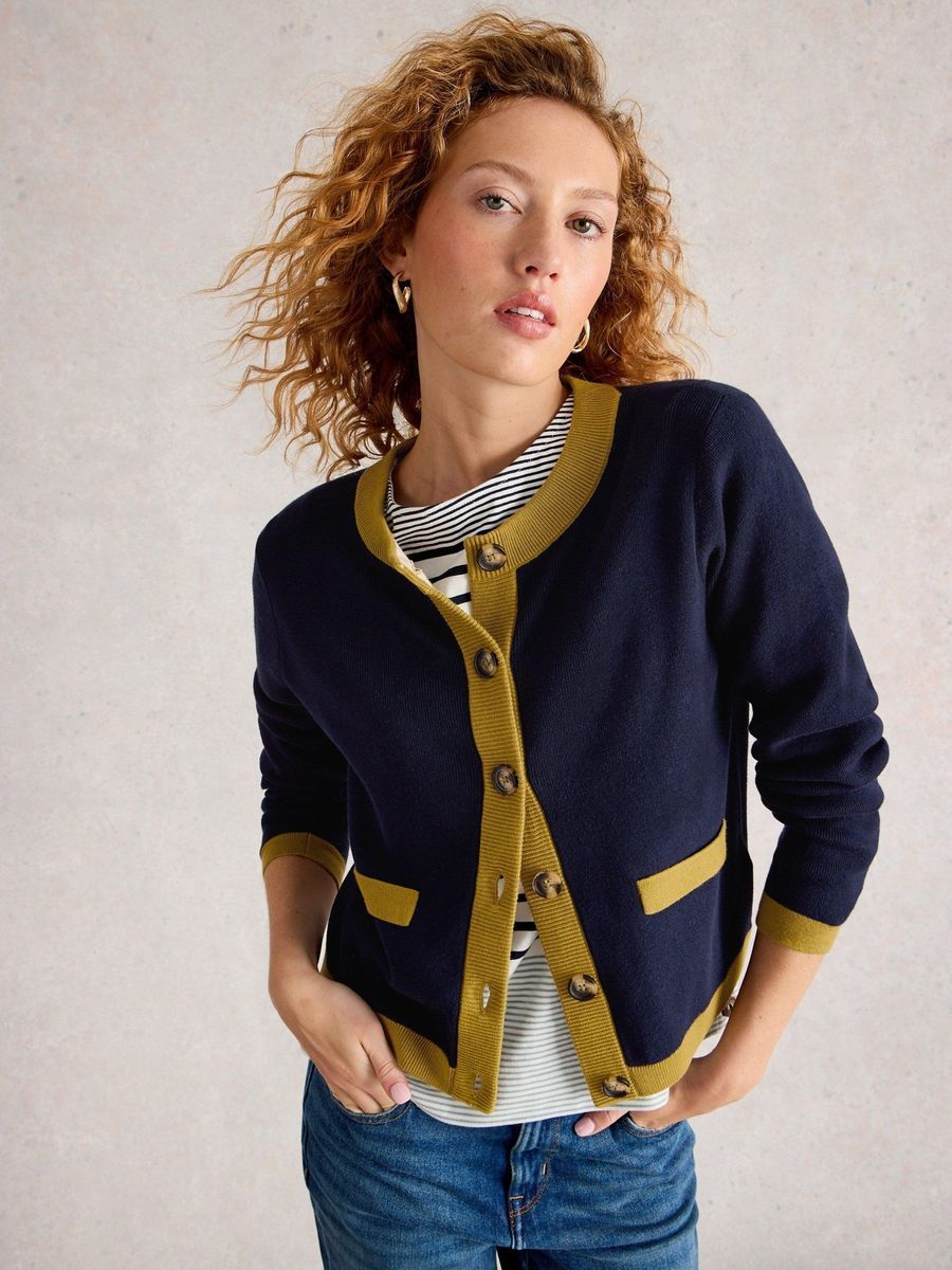 Marineblaue Strickjacke mit Kontrastbesatz