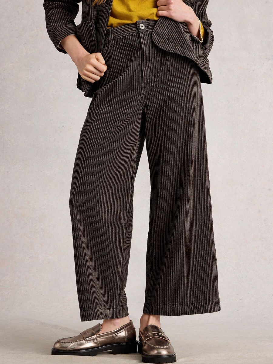 Weite Cordhose in 7/8-Länge
