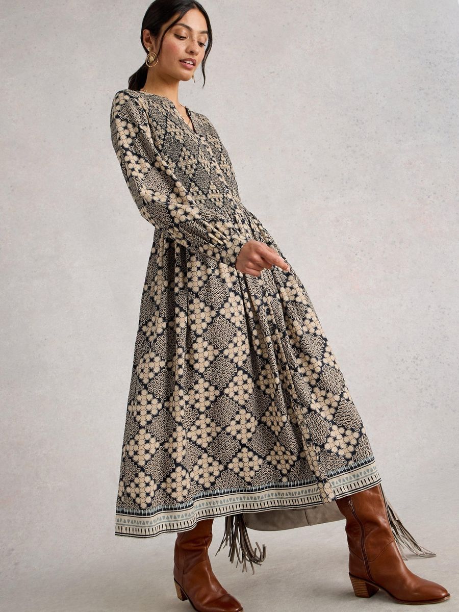 Midi-Kleid mit Boho-Print und langen Ärmeln