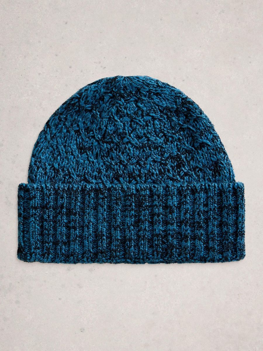 Gedrehte Strickmütze