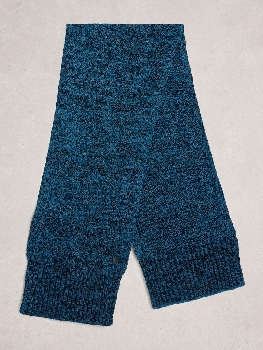 Unisex Strickschal mit Twist