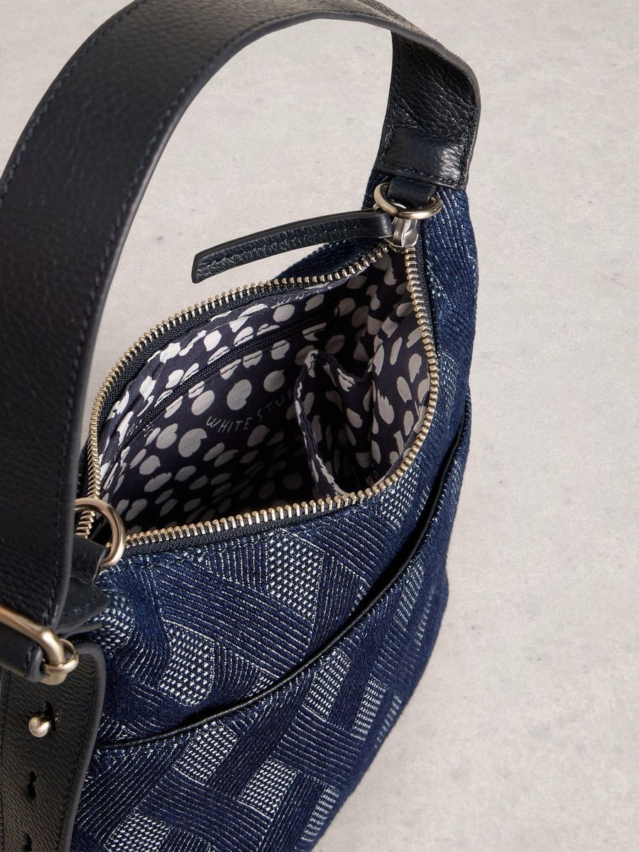 Umhängetasche aus Denim mit Muster