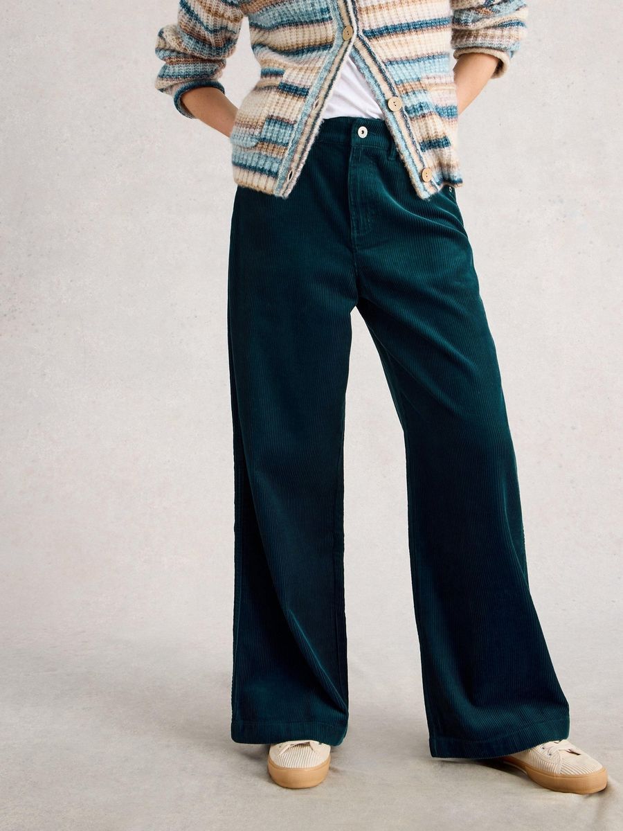 Cordhose mit weitem Bein