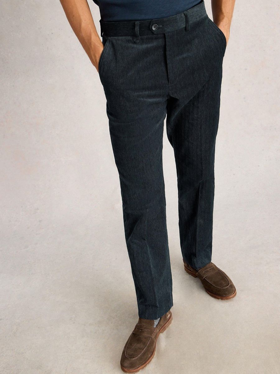 Klassische Cordhose mit Fischgrätmuster