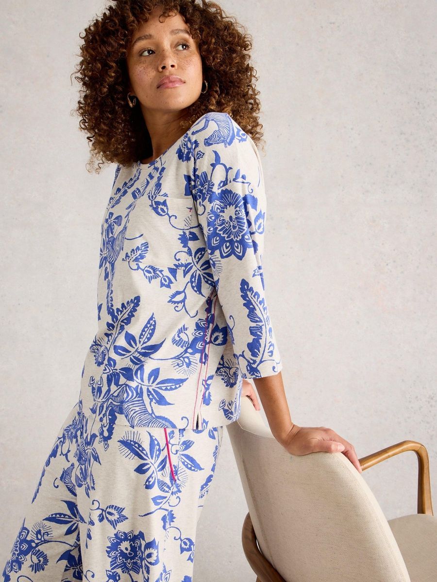 Jersey-Top mit blauem Blumendruck