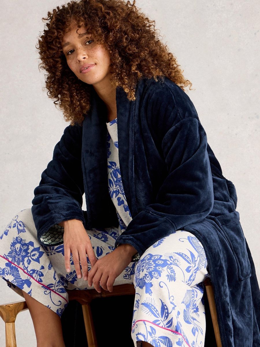 Flauschiger Fleece-Bademantel mit Taschen