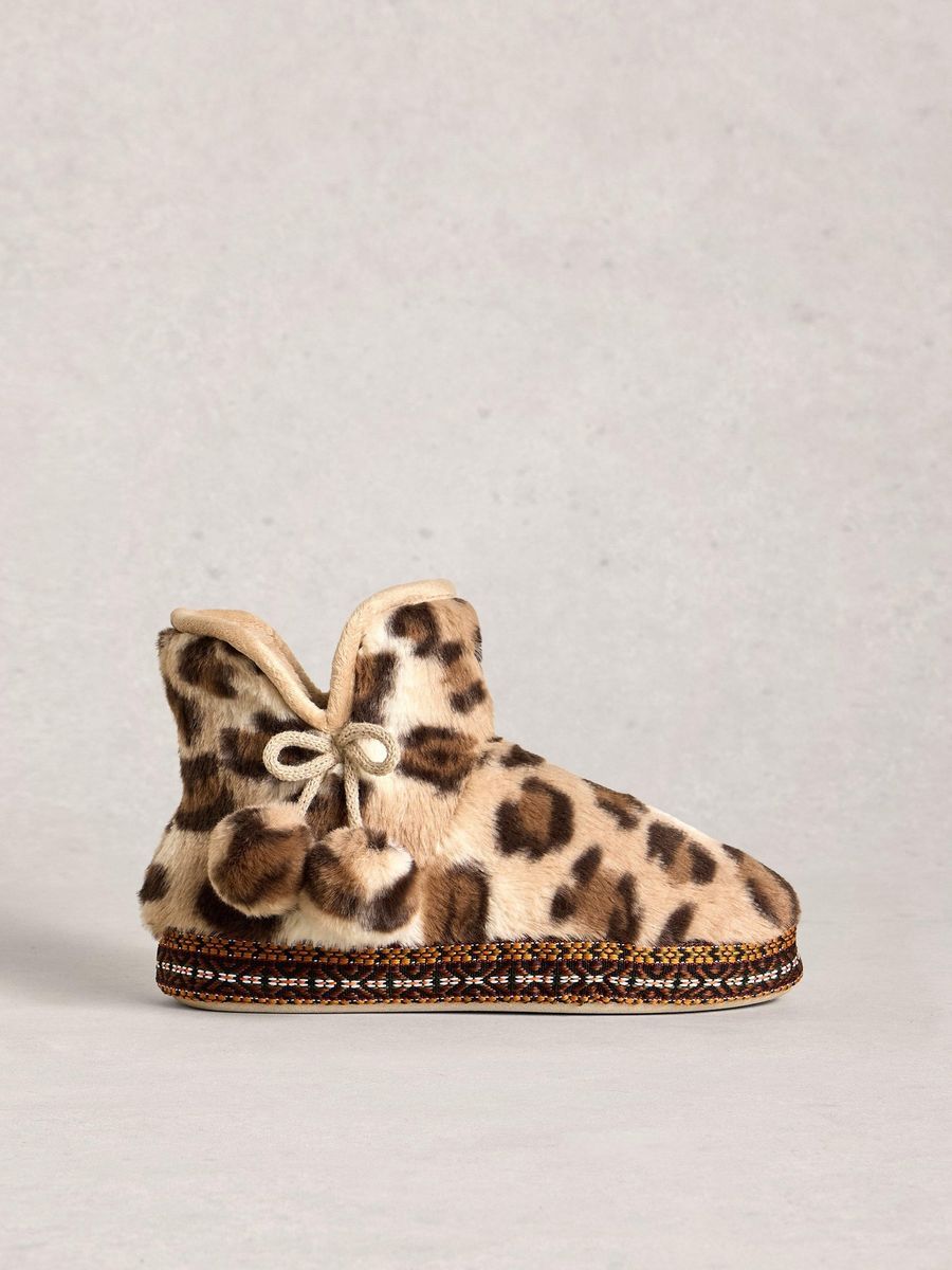Hausschuhe mit Leopardenmuster aus Kunstpelz