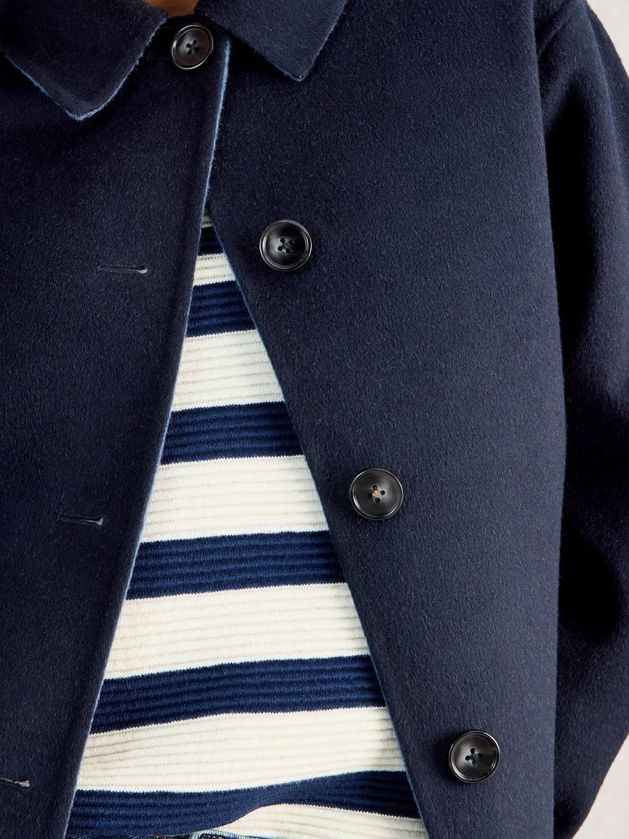 Kurze Boxy-Jacke aus Wollmischung