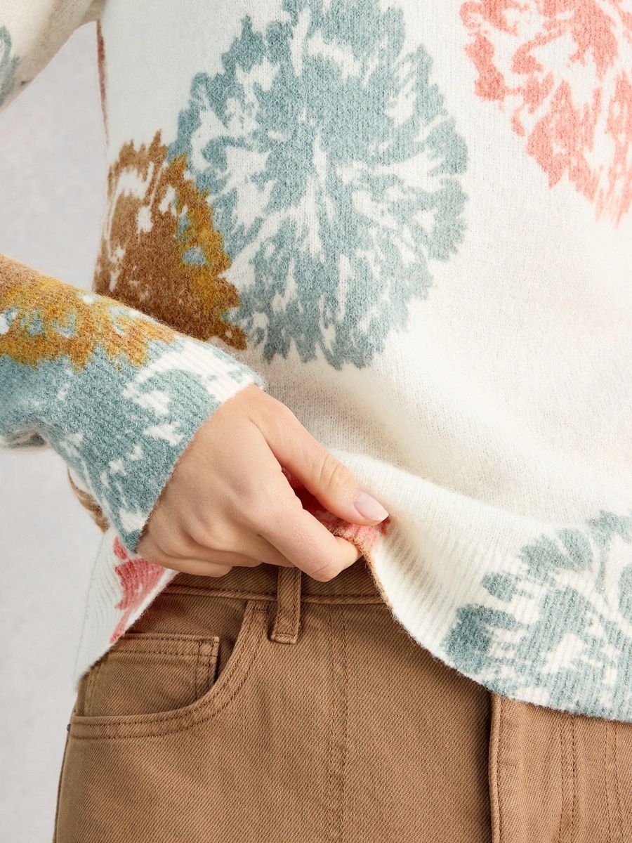 Abstrakter Strickpullover mit Blumenmuster