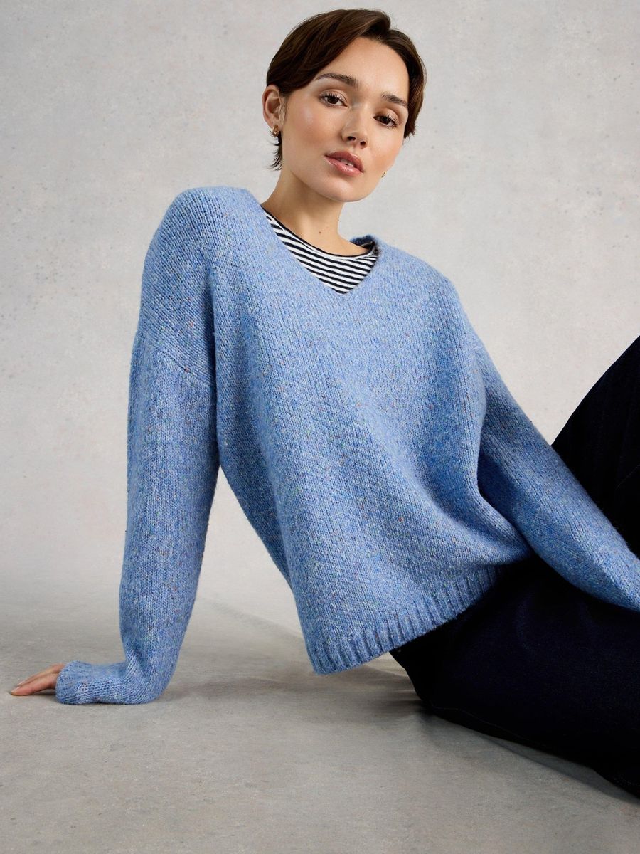 Gemütlicher Strickpullover mit V-Ausschnitt