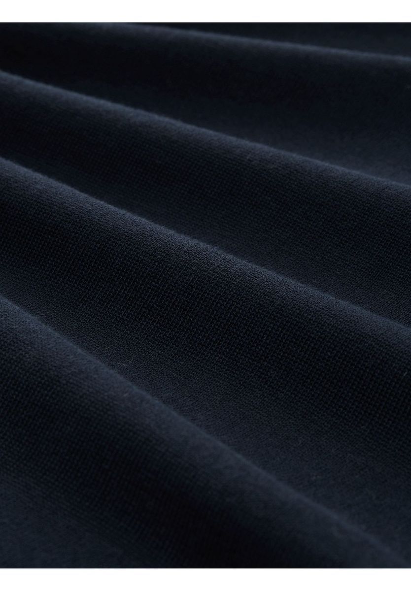 Eleganter Strickpullover mit V-Ausschnitt