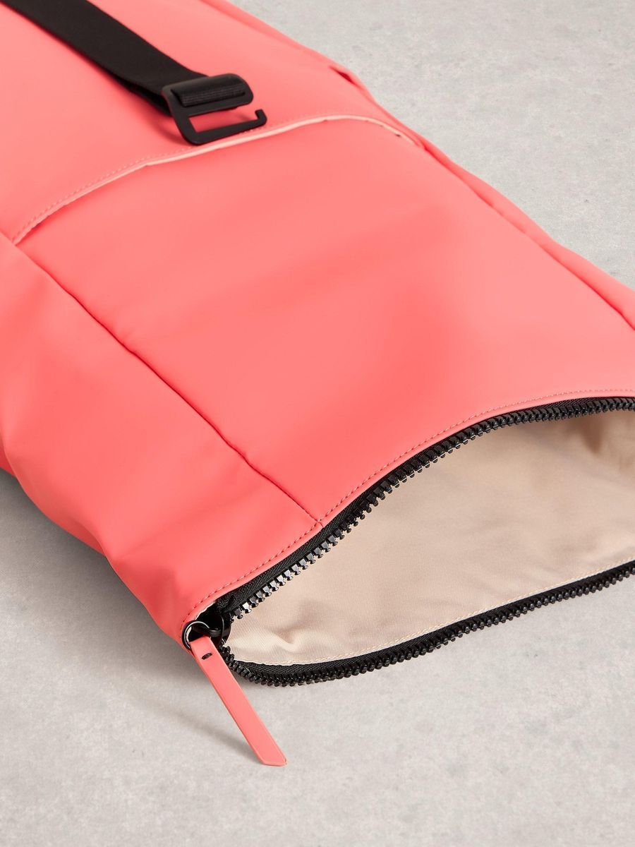 Gummierter Roll-Top Pendlerrucksack