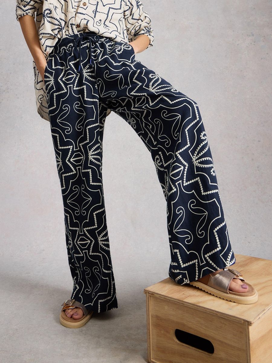 Weite Leinenhose mit Kordelzug