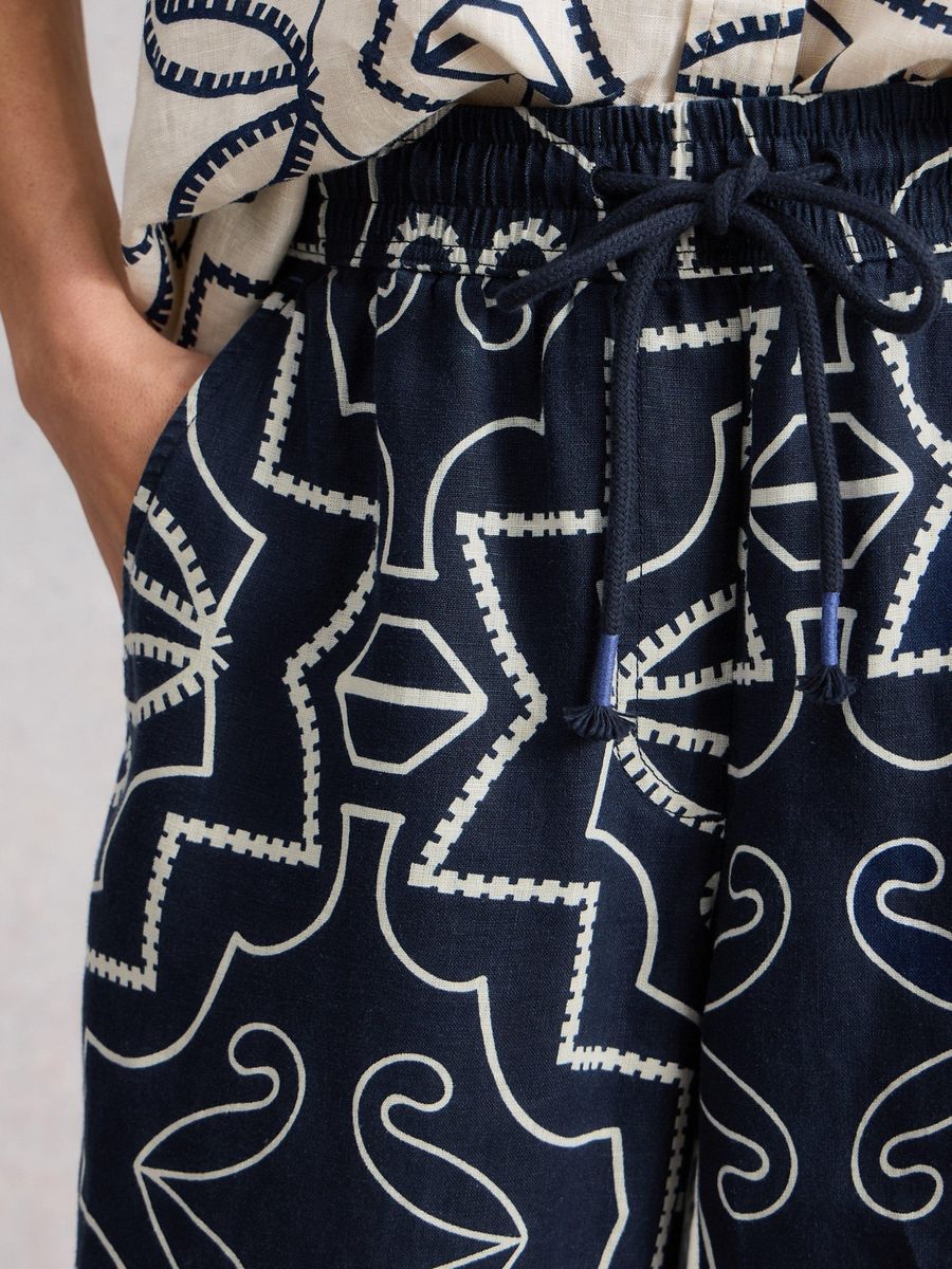 Weite Leinenhose mit Kordelzug