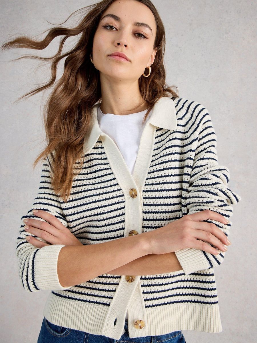 Gestreifte Strickjacke mit Kragen
