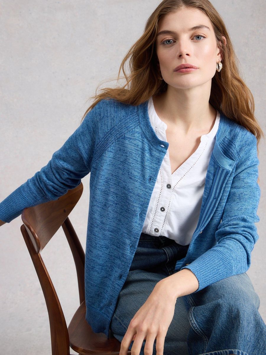 Strickjacke mit Twist-Effekt aus Bio-Baumwolle