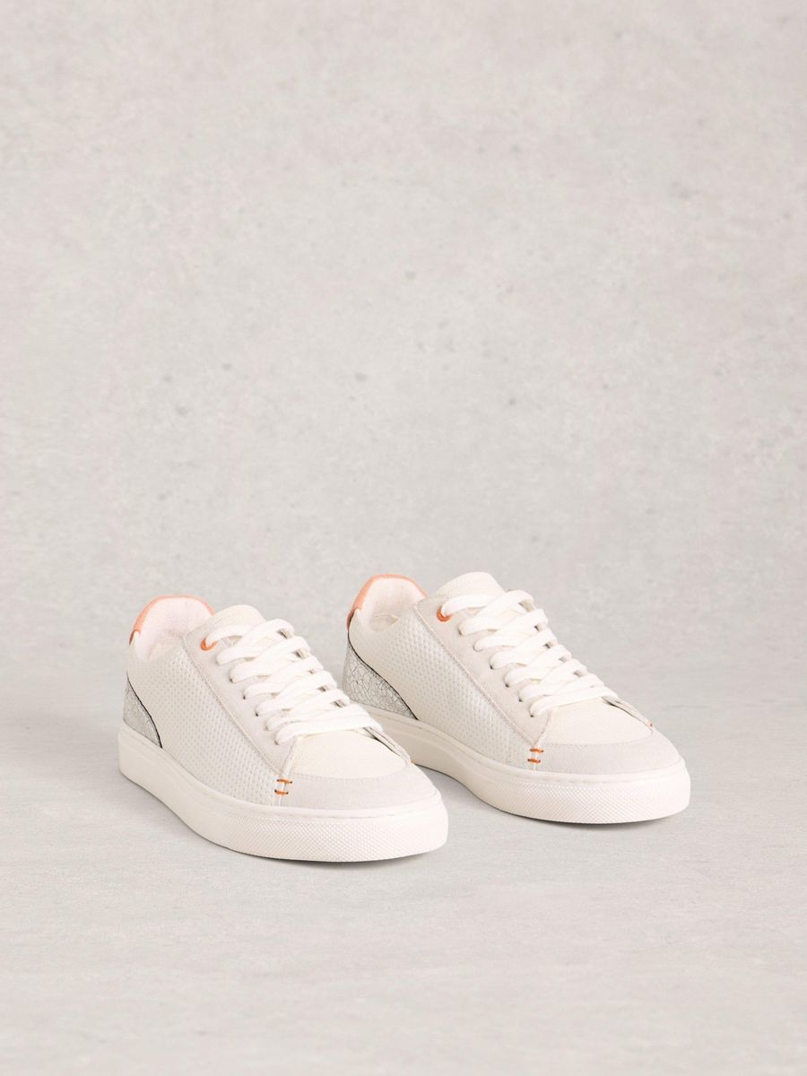 Perforierte Leder Freizeitsneakers