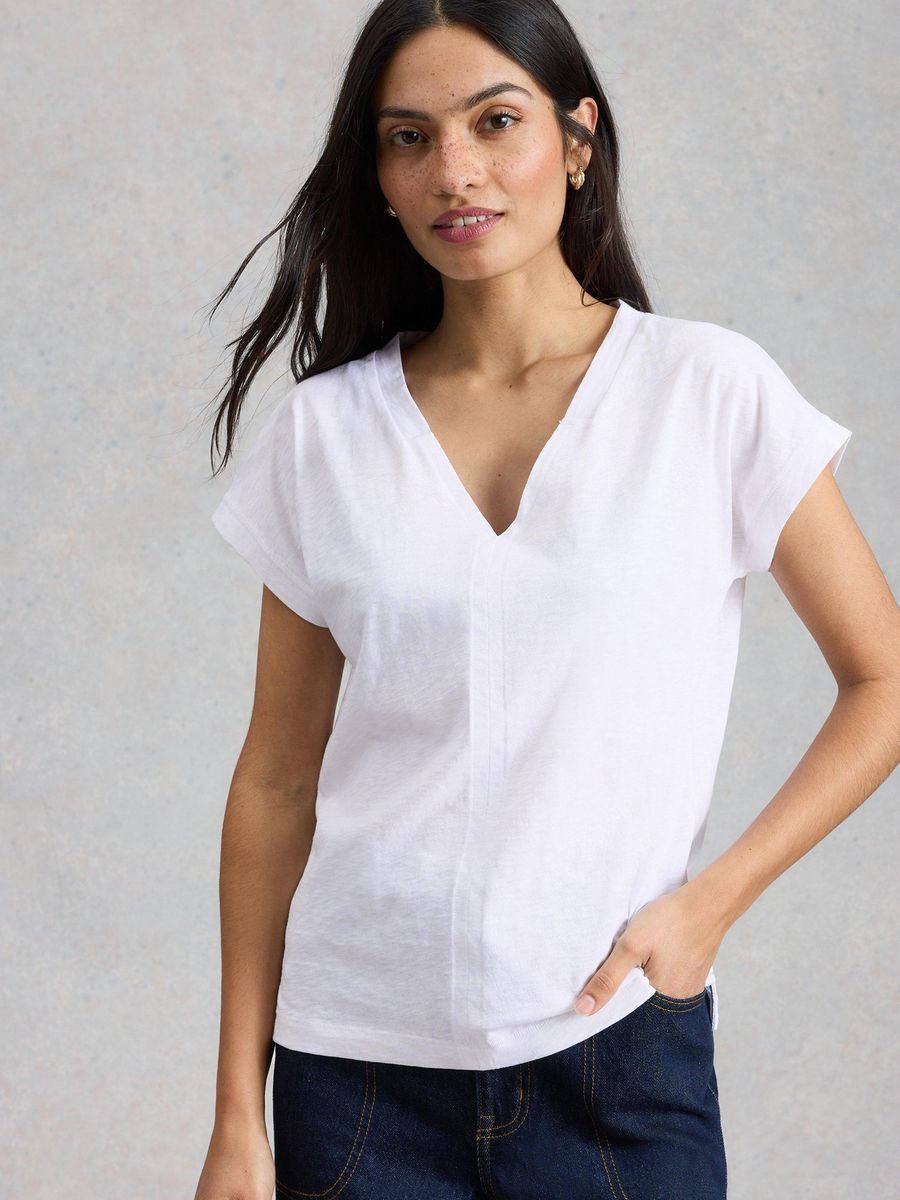 Lässiges Baumwoll-T-Shirt mit V-Ausschnitt