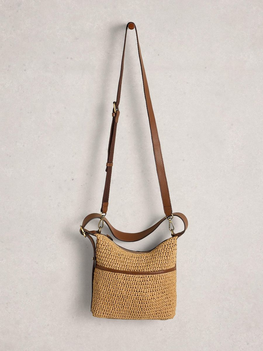 Umhänge-Schultertasche aus gewebtem Bast