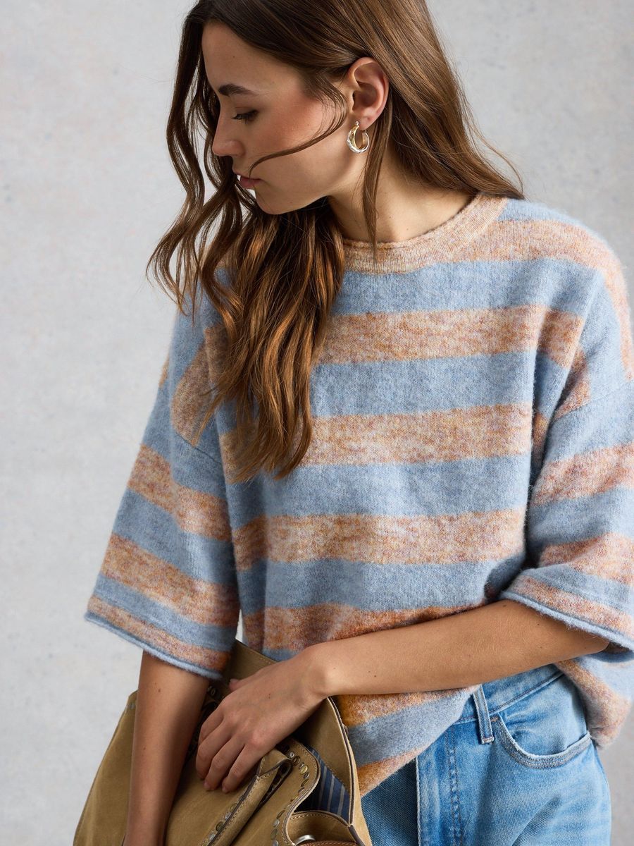 Gestreiftes Stricktop mit kurzen Ärmeln