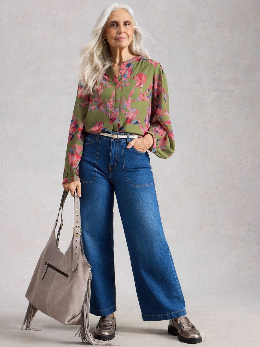 Elegante Bluse mit Blumenmuster und Ärmeln