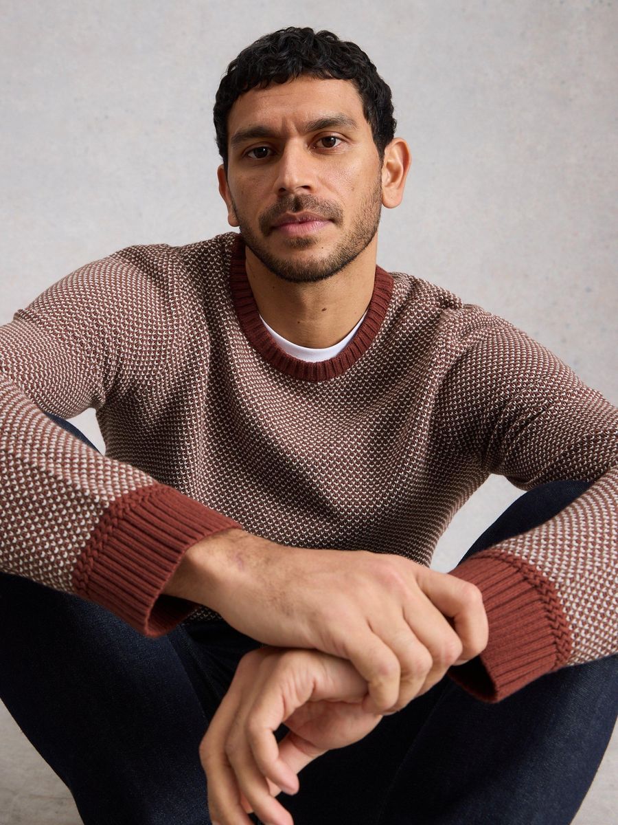 Strukturierter Pullover mit Rundhalsausschnitt