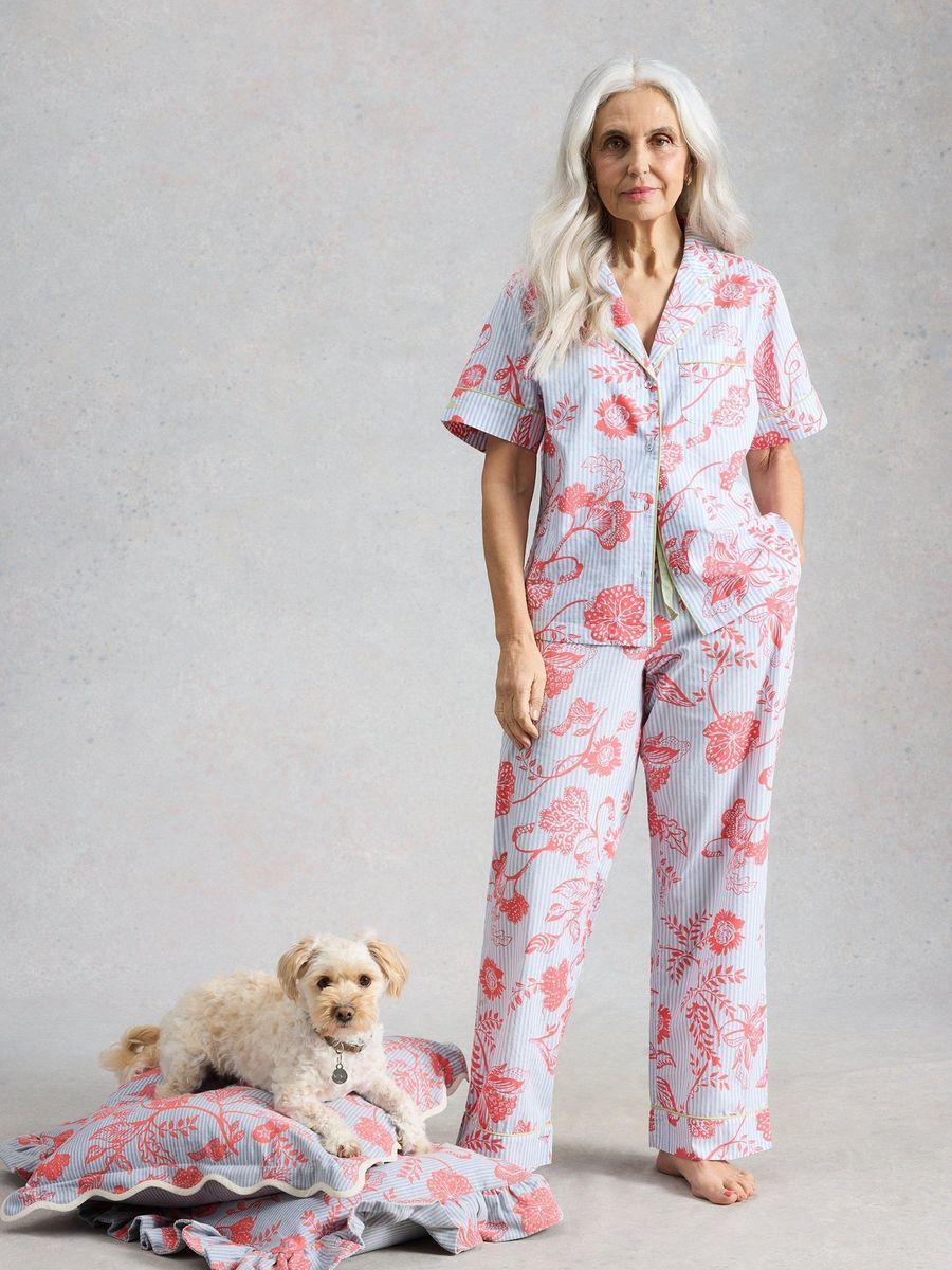 Kurzärmeliges Pyjamaoberteil mit Blumenmuster