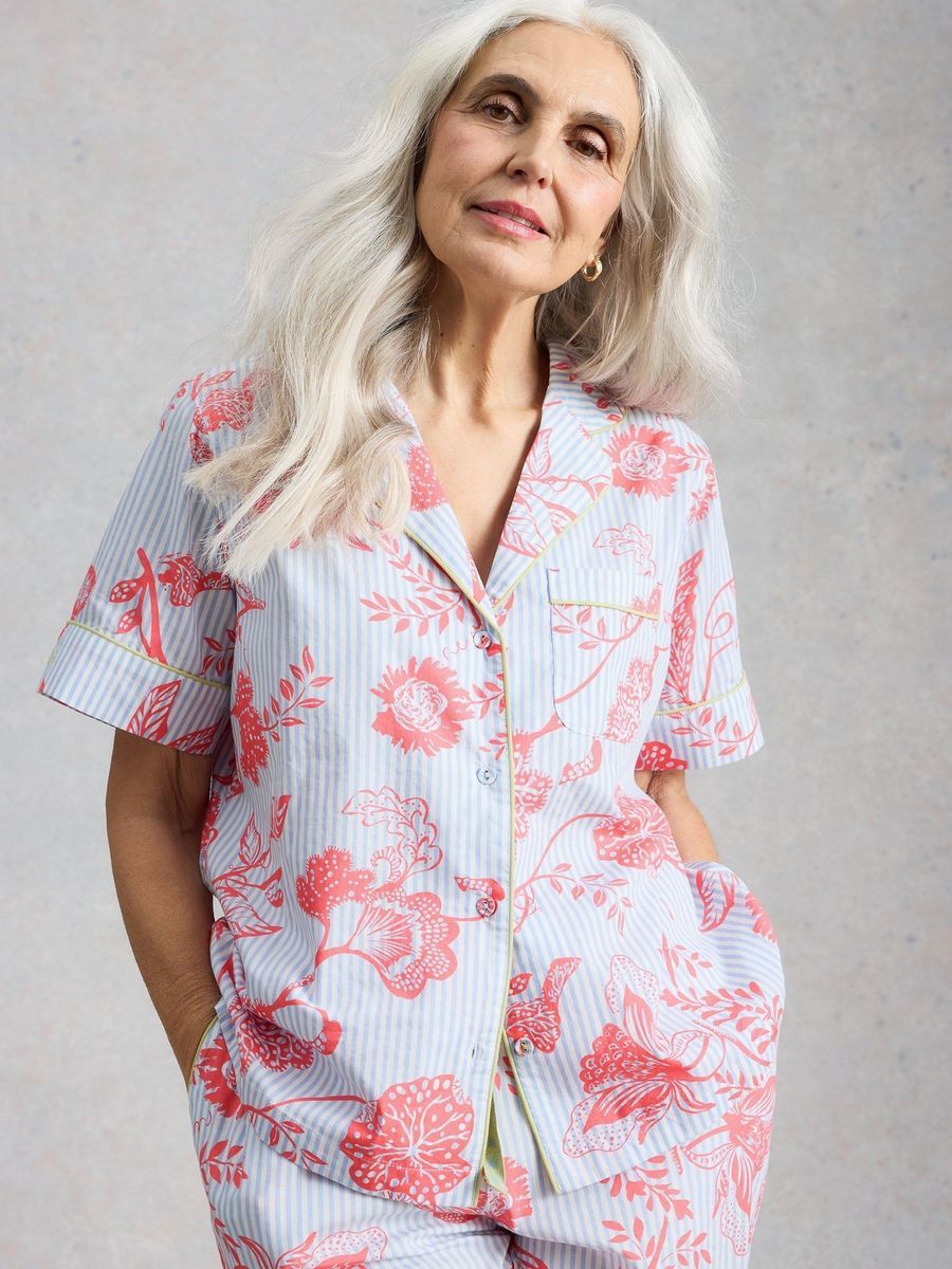 Kurzärmeliges Pyjamaoberteil mit Blumenmuster