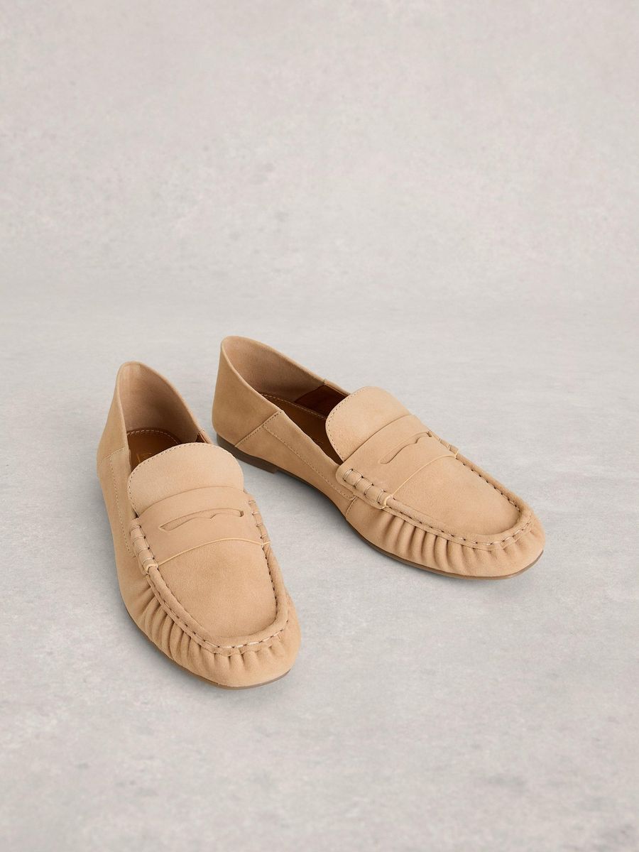 Lässige Penny Loafer aus Wildleder