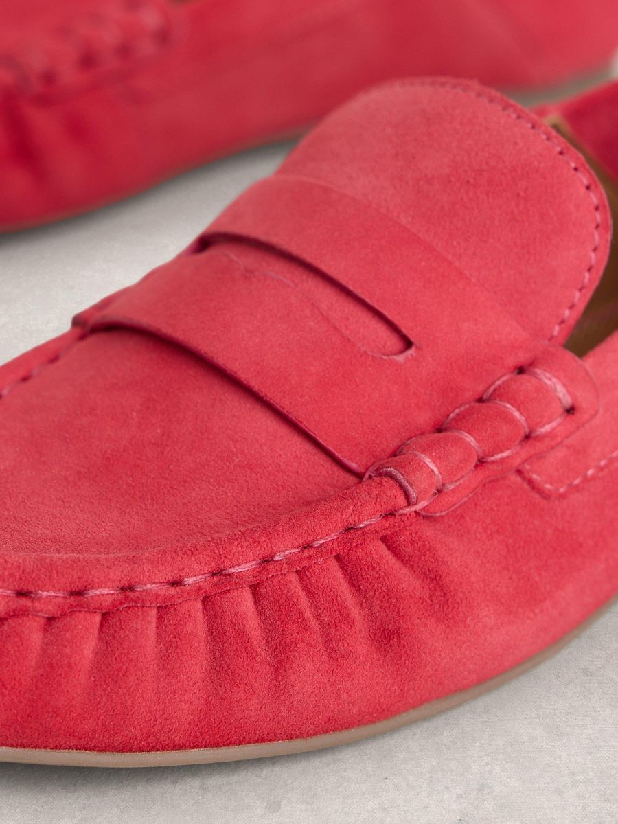 Lässige Penny Loafer aus Wildleder