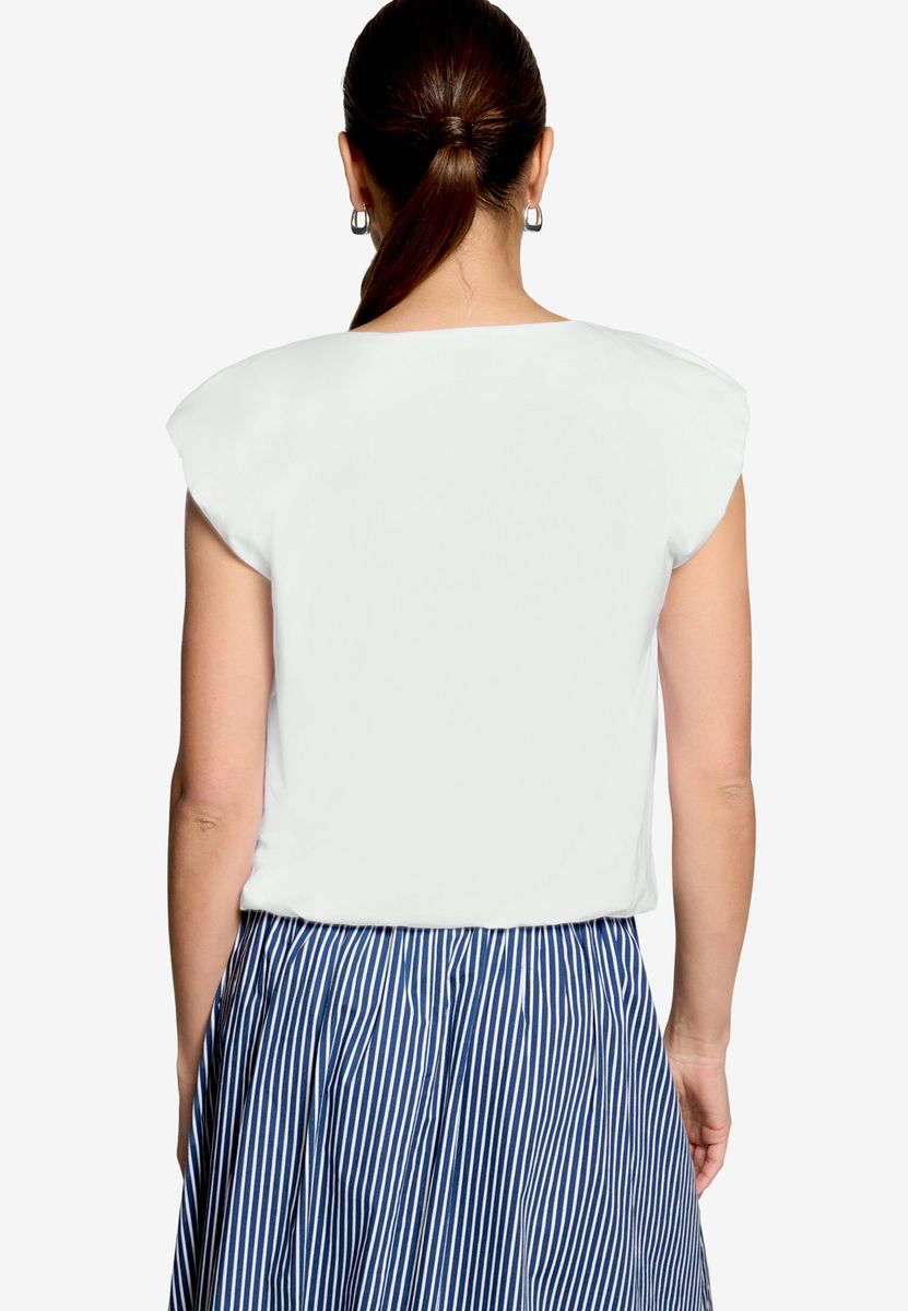 Minimalistische Kurzbluse mit Raffungen