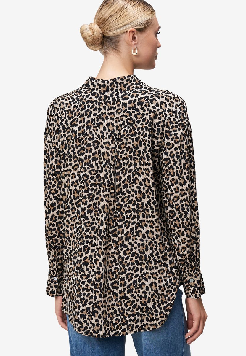 Klassisches Hemd mit Leopardenmuster