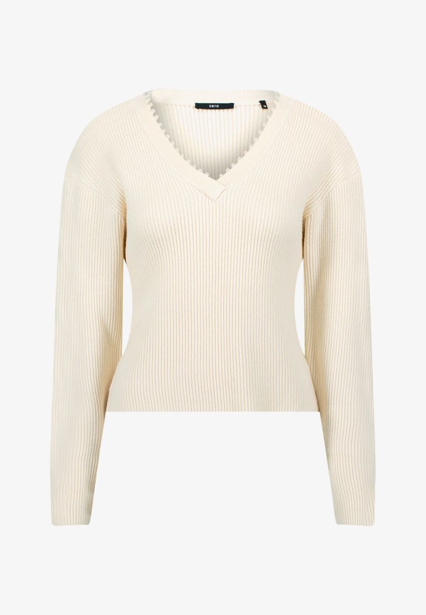 Pullover mit Perlen