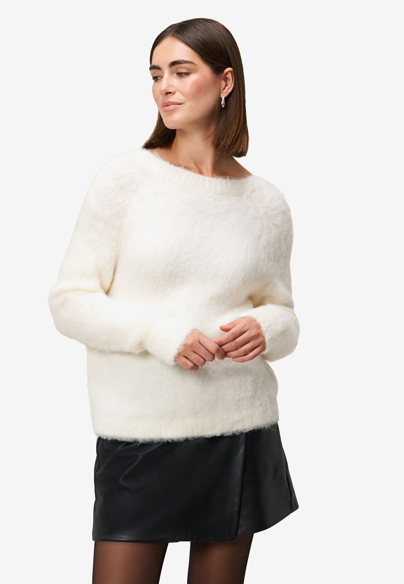 Pullover mit Rückenausschnitt