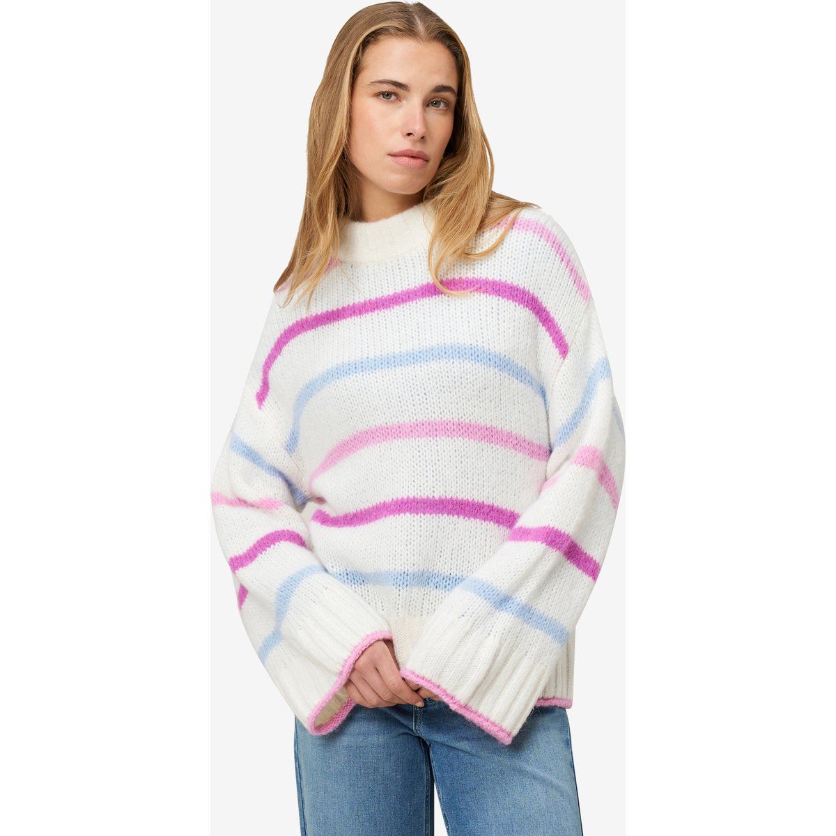 Grobstrickpullover mit bunten Streifen
