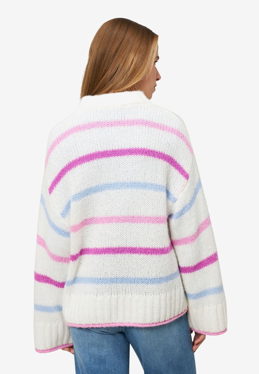 Grobstrickpullover mit bunten Streifen