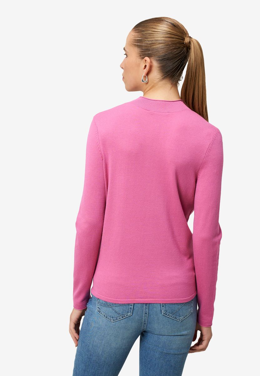 Eleganter Feinstrickpullover mit Stehkragen