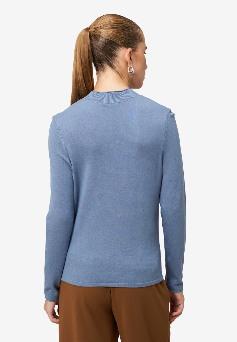 Eleganter Feinstrickpullover mit Stehkragen