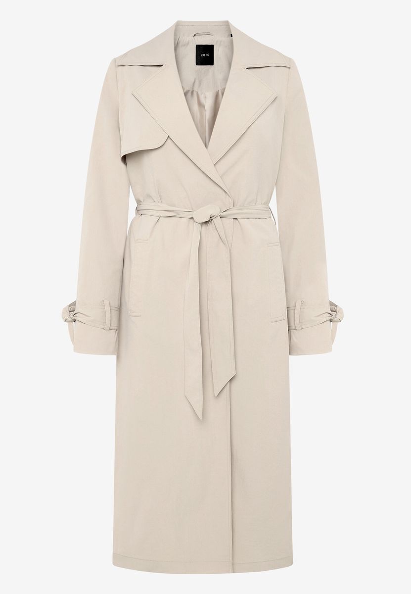 Fließender Trenchcoat mit Bindegürtel