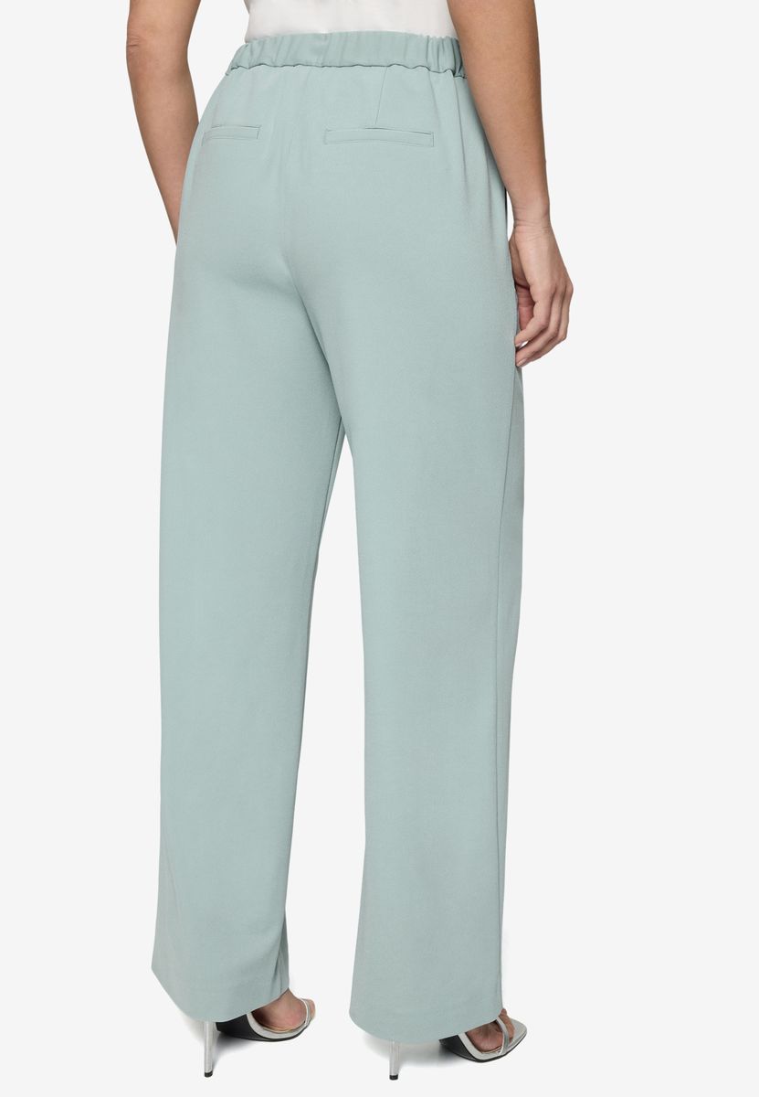 Weite Stoffhose mit Frontschlitz