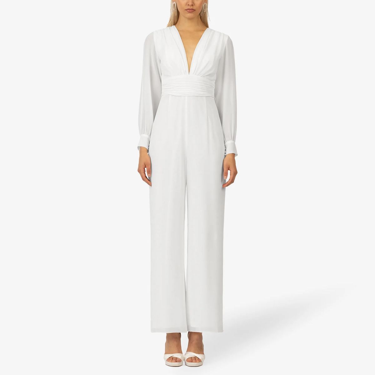 Eleganter Jumpsuit mit langen Ärmeln in Weiß