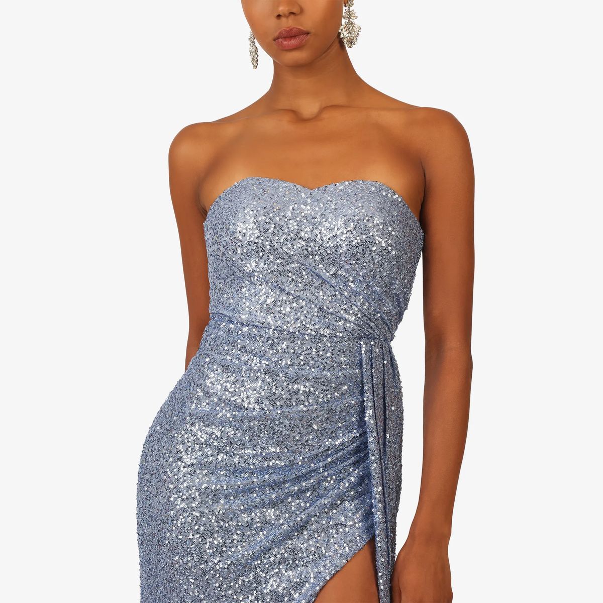 Paillettenbesetztes trägerloses Abendkleid