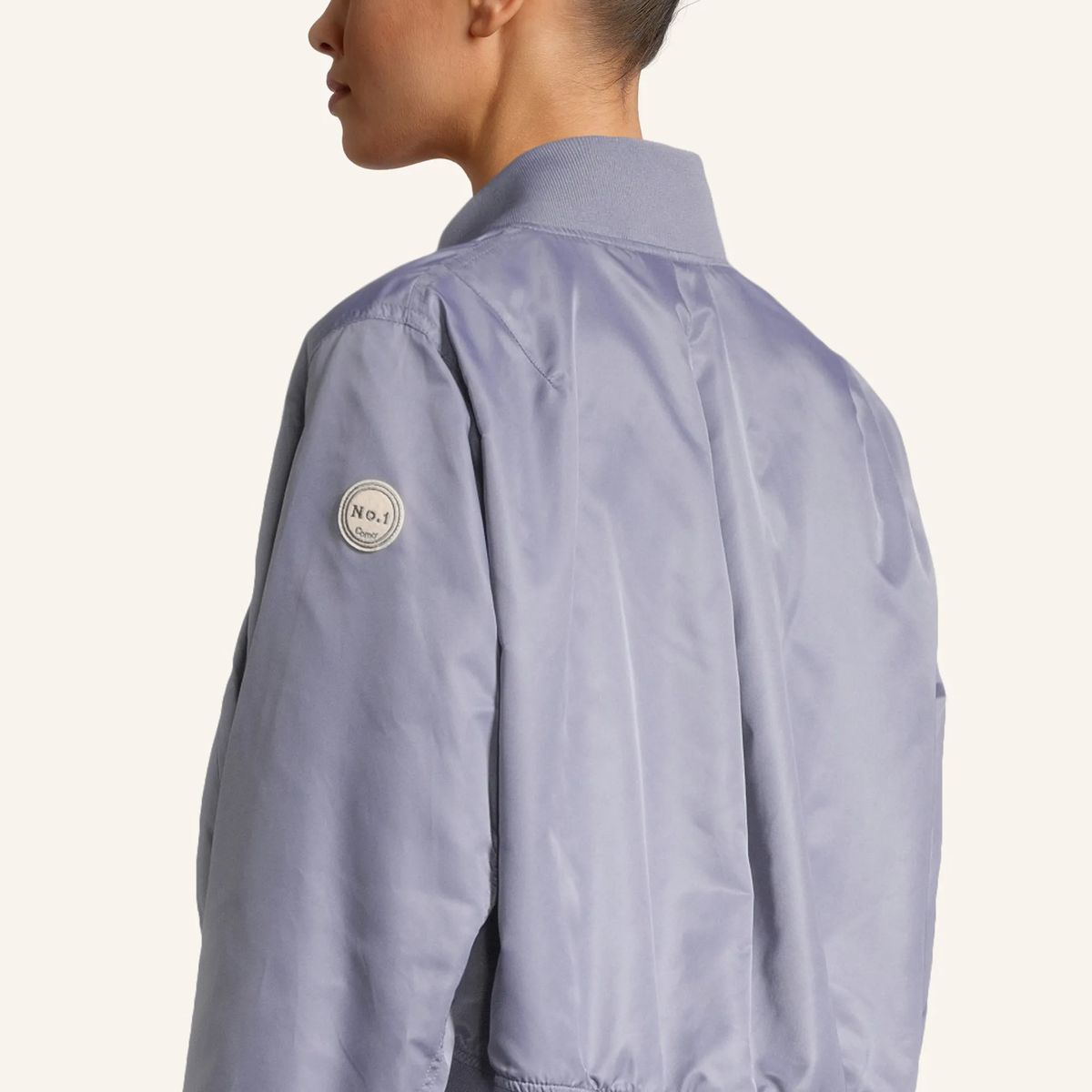 Klassische lässige Bomberjacke