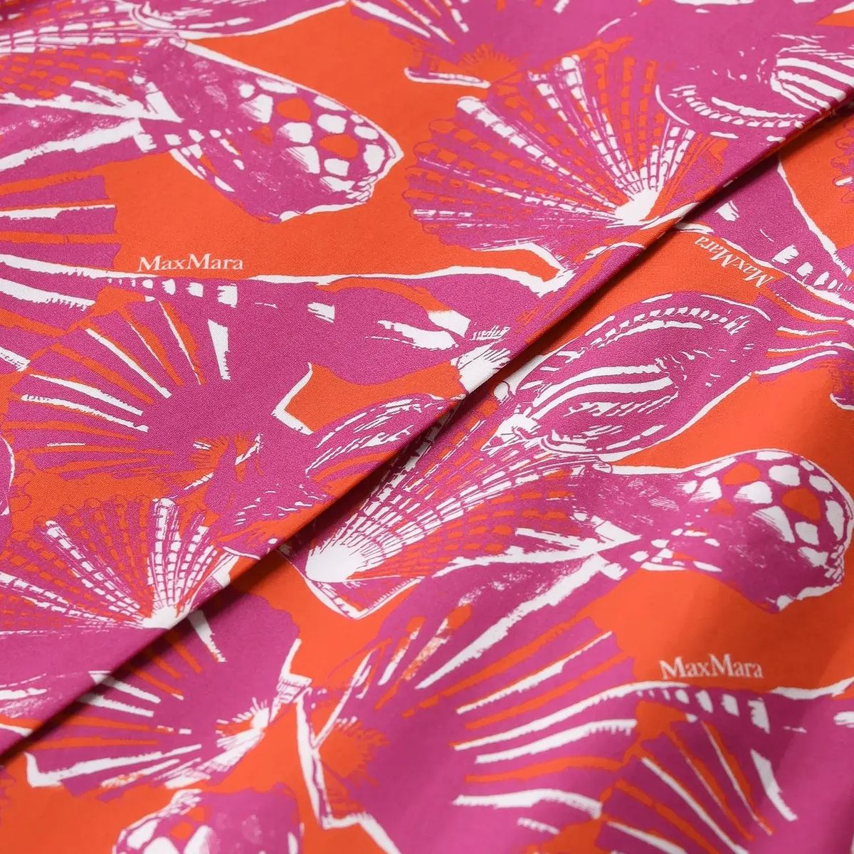 Midi-Wickelkleid aus Baumwollpopeline mit Muster