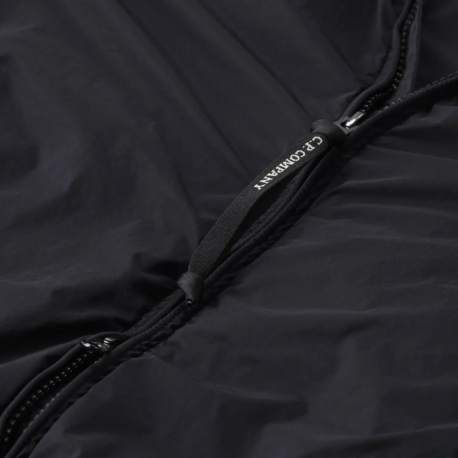 Leichte Reißverschlussjacke mit Stehkragen